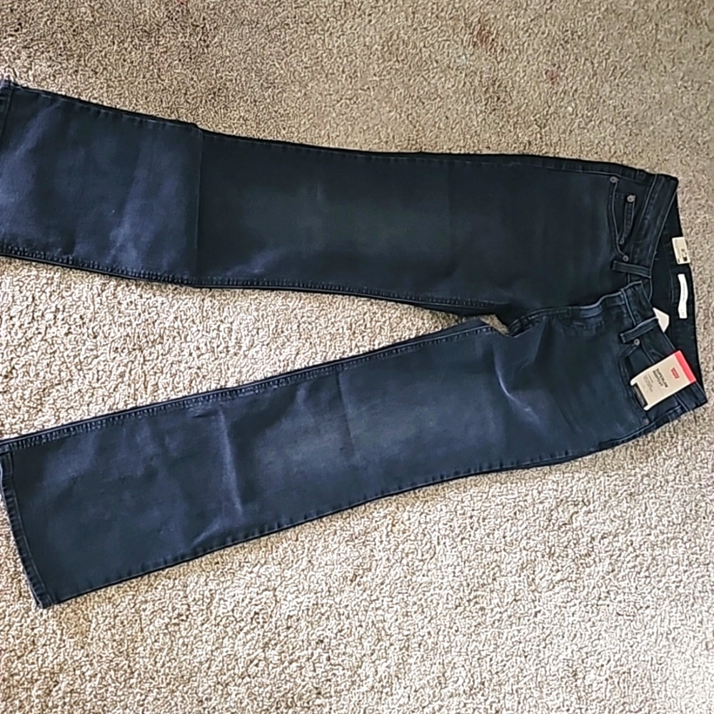 Levis superlow boot cut
